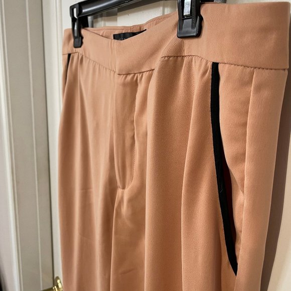 Ecru Studios light rose/tan Wide Leg Cropped Pants women’s size large - Picture 4 of 9